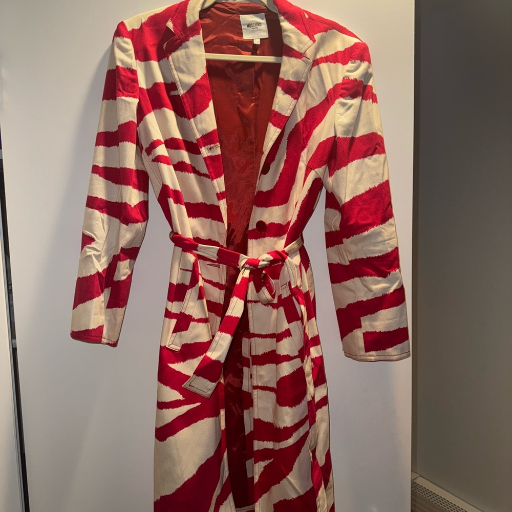 Moschino Red and White Plush Robe Intimates & Sleepwear
